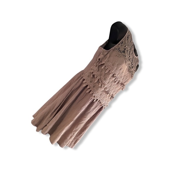 Andree by UNIT blush rose pink dress lacy top sleeveless layered skirt - Picture 4 of 11